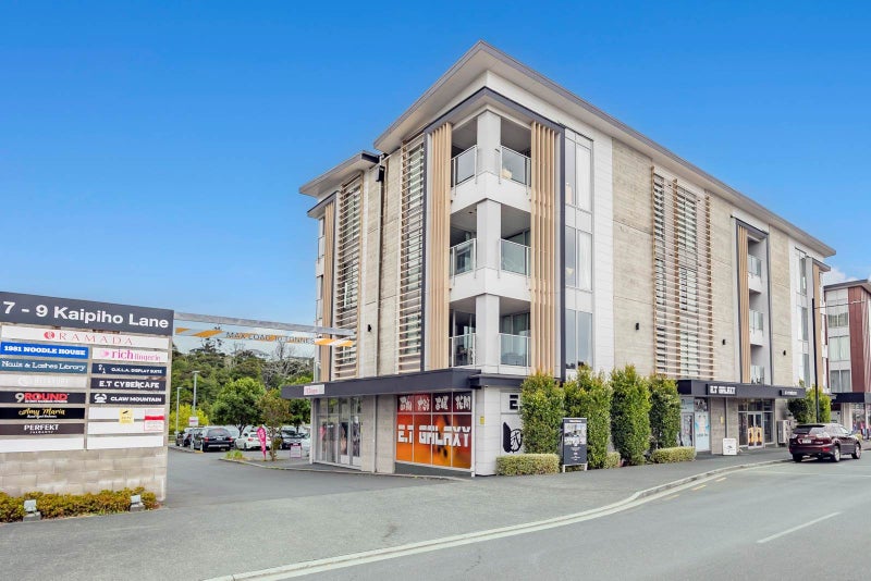 201/7 Kaipiho Lane, Albany, North Shore City, Auckland - Carousel 2