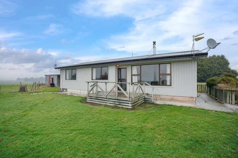 243 Island Edendale Road, Menzies Ferry, Wyndham - Carousel 1