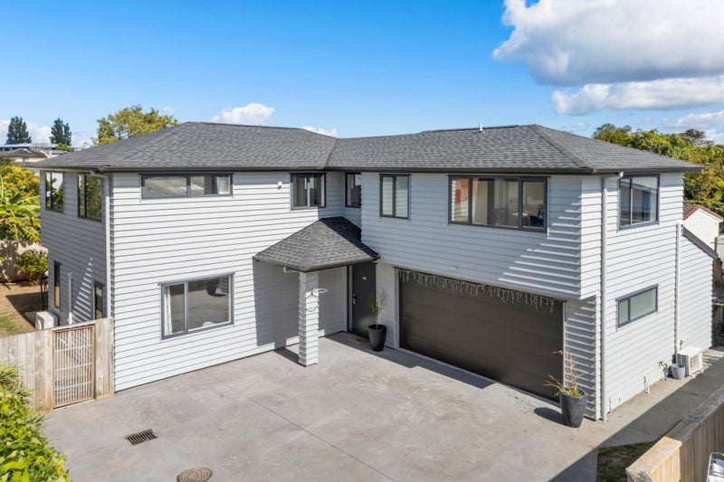22A Jersey Avenue, Mount Albert, Auckland - Carousel 1