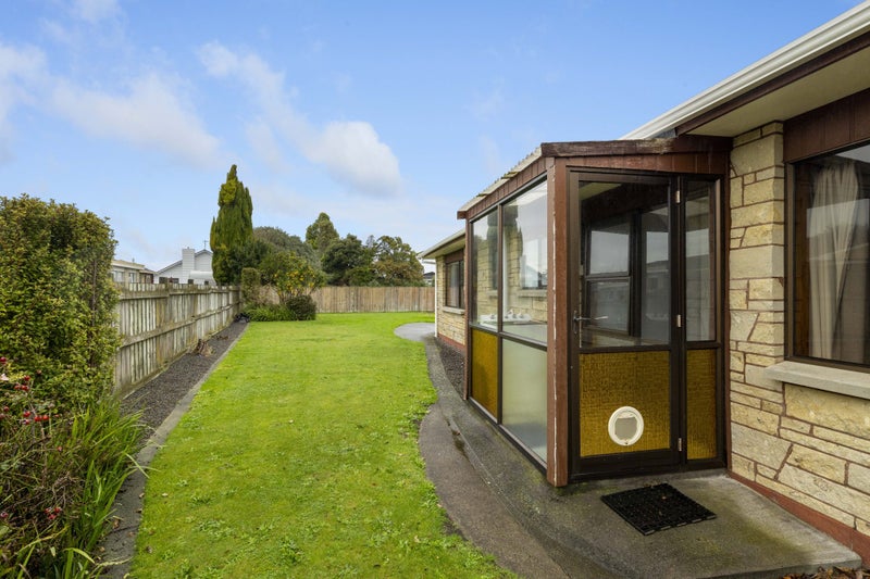 45 Murray Avenue, Hawera - Carousel 15