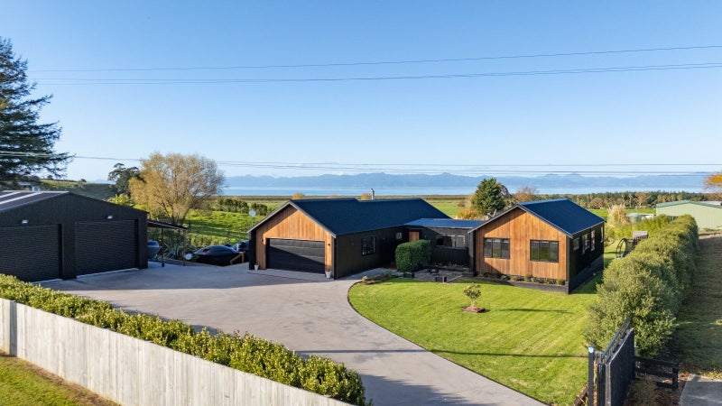 730 Back Miranda Road, Pukorokoro / Miranda, Miranda - Carousel 2