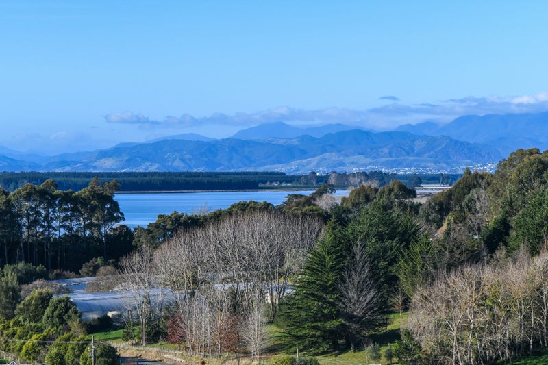 39 Galeo RD, Richmond - Carousel 26