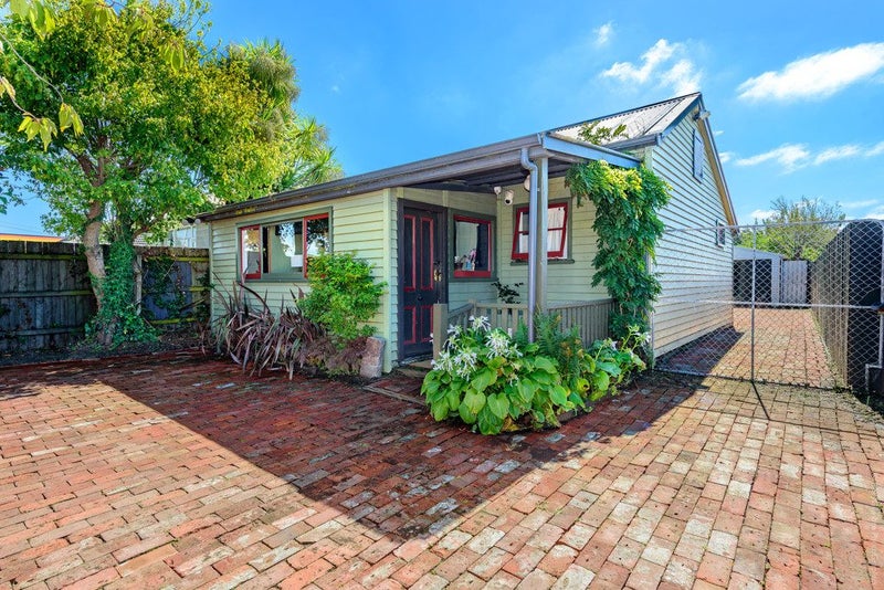437 Ferry Road, Woolston, Christchurch - Carousel 2