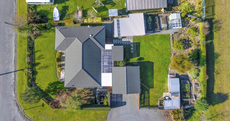 15 Denham Terrace, Waikari, Waikari - Carousel 2