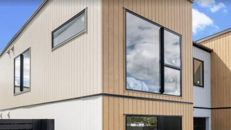 10E Bagnall Avenue, Point England, Auckland - Carousel 1