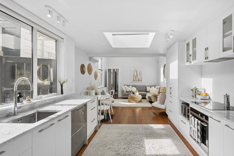 132 Elizabeth Street, Mount Victoria, Wellington - Carousel 2