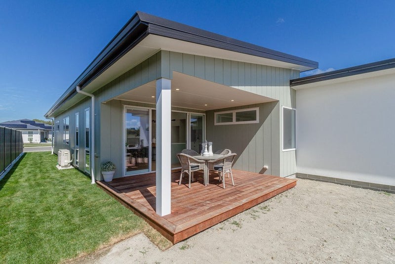 94 Pelorus Avenue, Poraiti, Napier - Carousel 13