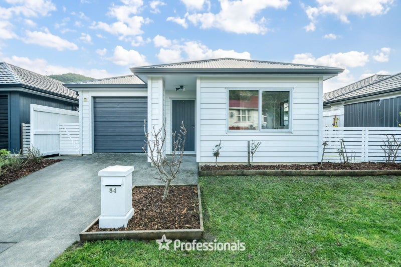 84 Farmer Crescent, Taita, Lower Hutt - Carousel 1