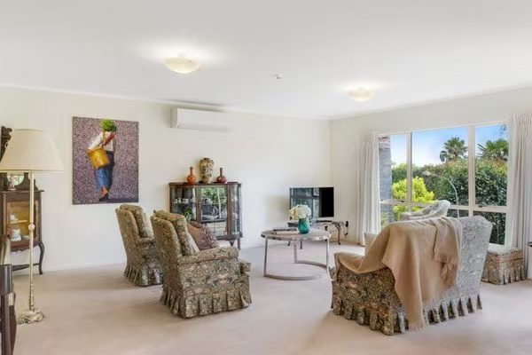 67 Westerham Drive, Dannemora, Auckland - Carousel 2