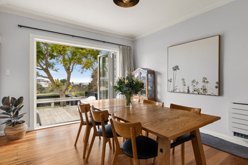 1 Ormond Road, Hospital Hill, Napier - Carousel 1