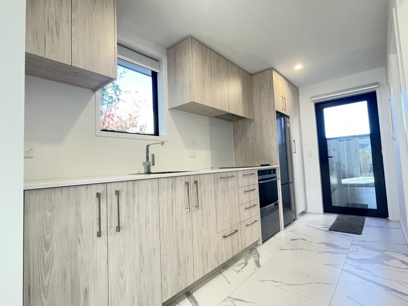 9/5 Shearer Avenue, Papanui, Christchurch - Carousel 2