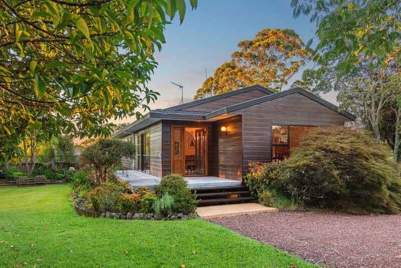 448 Coatesville-Riverhead Highway, Albany - Carousel 1