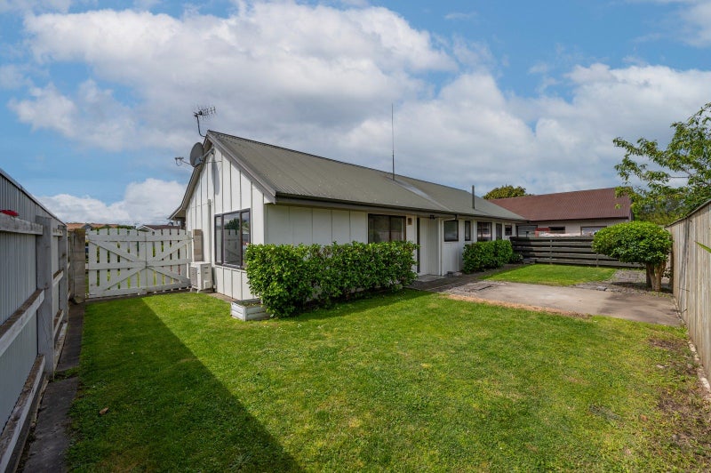 51 Spriggs Crescent, Greenmeadows, Napier - Carousel 13
