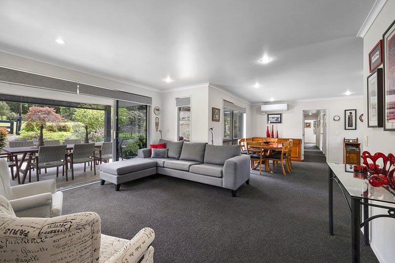 572 Carrington Road, Hurworth, New Plymouth - Carousel 2