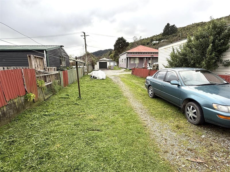 29 Murray Street, Greymouth, Greymouth - Carousel 13