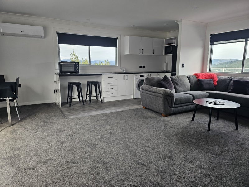 1 Mount Marua Way, Timberlea, Upper Hutt - Carousel 17