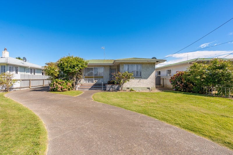 81 Bledisloe Road, Maraenui, Napier - Carousel 1