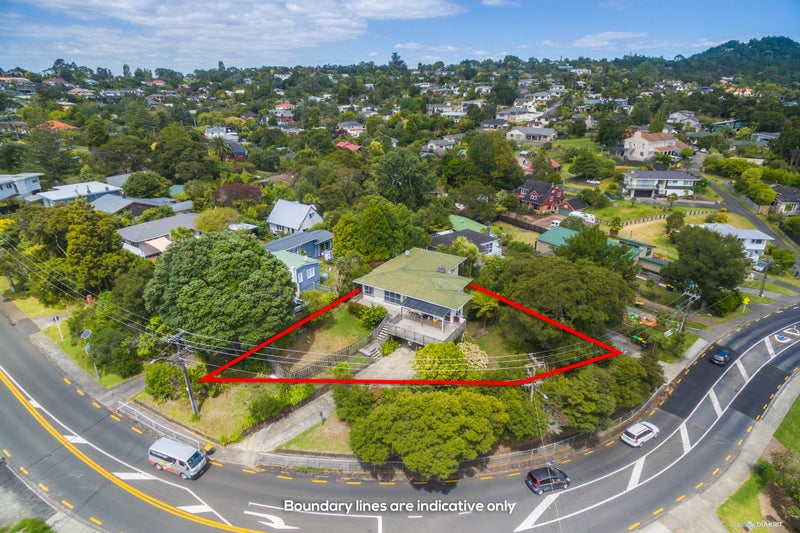 34 Atkinson Road, Titirangi, Auckland - Carousel 1
