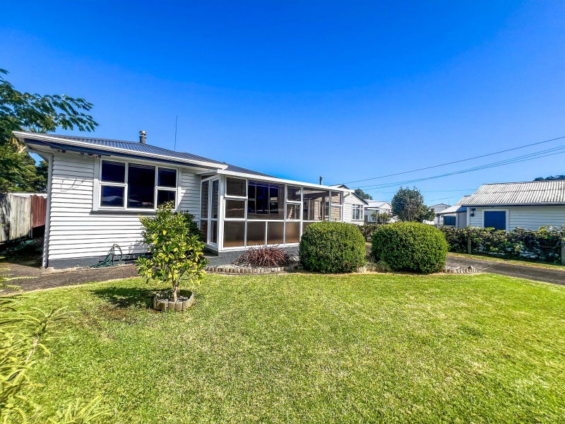 209 Kuranui Street, Thames, Thames - Carousel 1