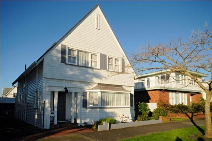 10 Goldie Street, St Heliers, Auckland - Carousel 1