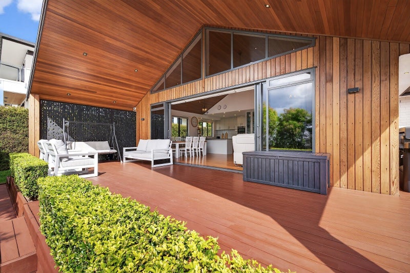 100 Condor Drive, Pyes Pa, Tauranga - Carousel 2