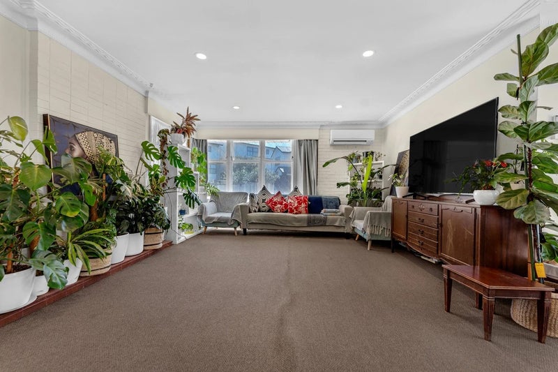 6 Glenvil Lane, Te Atatu Peninsula, Auckland - Carousel 13