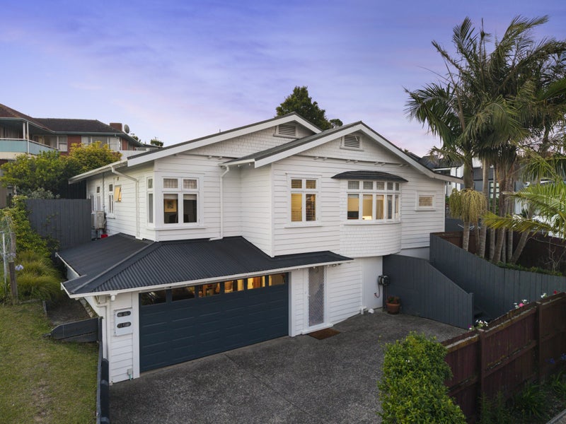 17A Griffen Park Road, Mount Roskill, Auckland - Carousel 1