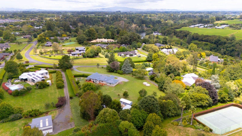 15 Twin Oaks Drive, Tamahere, Hamilton - Carousel 37