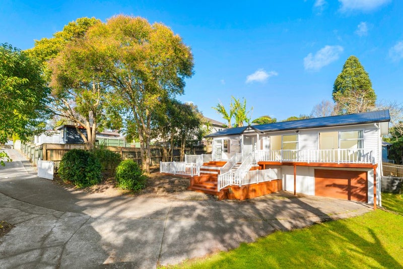 34 Kingdale Road, Henderson, Auckland - Carousel 2
