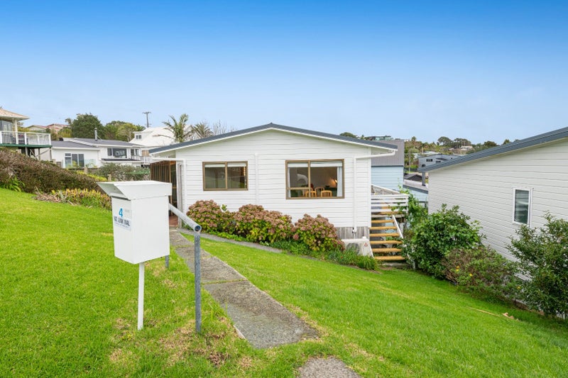 4 Fidelis Avenue, Snells Beach, Snells Beach - Carousel 1