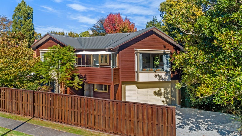 118A Stout Street, Whataupoko, Gisborne - Carousel 1