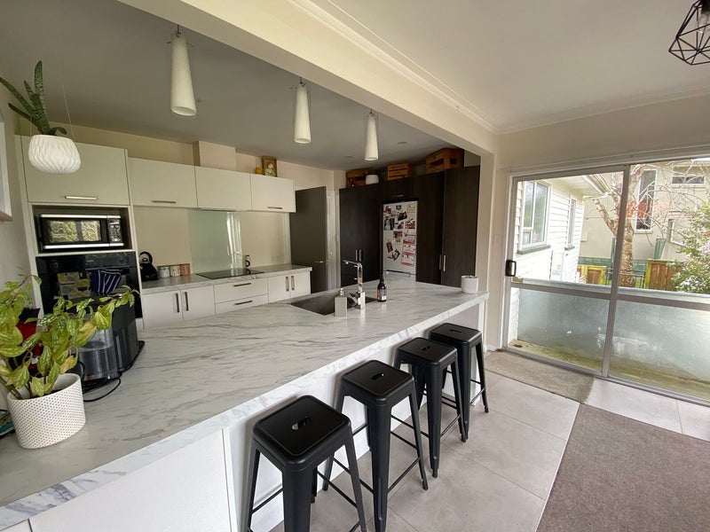 136 Martin Road, Fairfield, Dunedin - Carousel 1