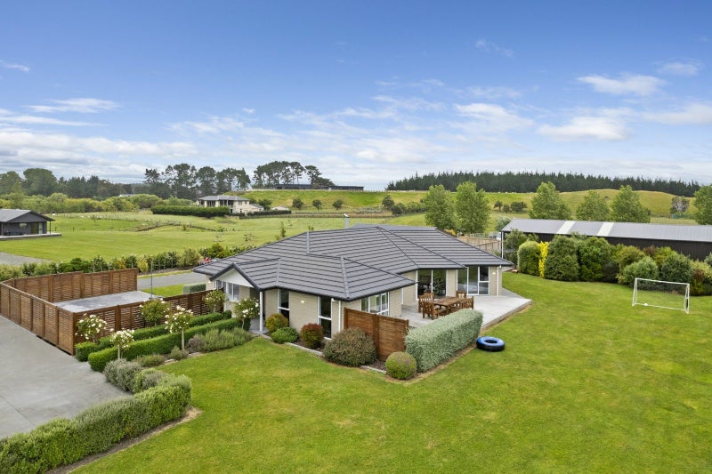 23 Nicholson Drive, Kaitoke, Whanganui - Carousel 1