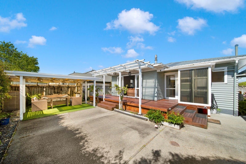 52 East Street, Greytown - Carousel 1