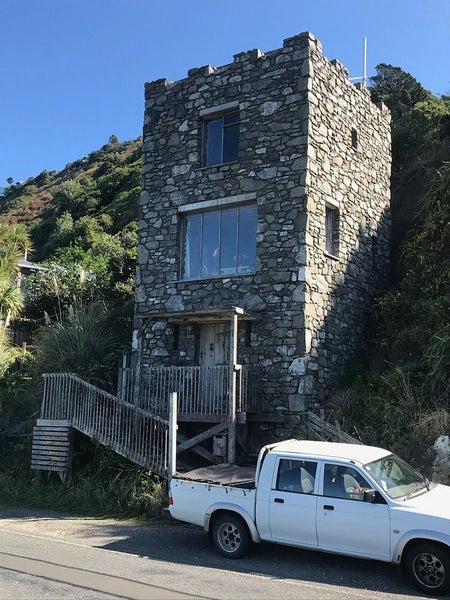 116 The Esplanade, Houghton Bay, Wellington - Carousel 1