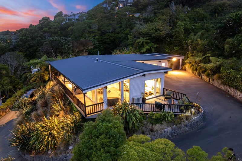 5 Lethenty Way, Karori, Wellington - Carousel 1