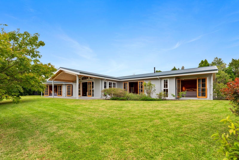 29 Horsley Grove, Pyes Pa, Tauranga - Carousel 1