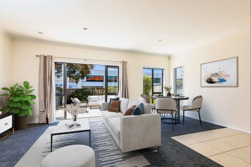 110 Huntington Drive, Huntington Park, Auckland - Carousel 2