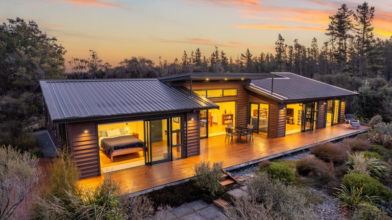 34B Kenneth Gillies Way, Birchville, Upper Hutt - Carousel 1