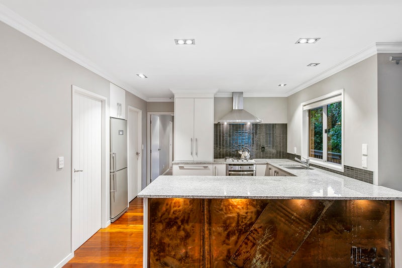 89 Beach Haven Road, Beach Haven, Auckland - Carousel 2