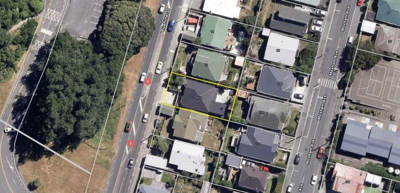 10 Ruahine Street, Hataitai, Wellington - Carousel 24