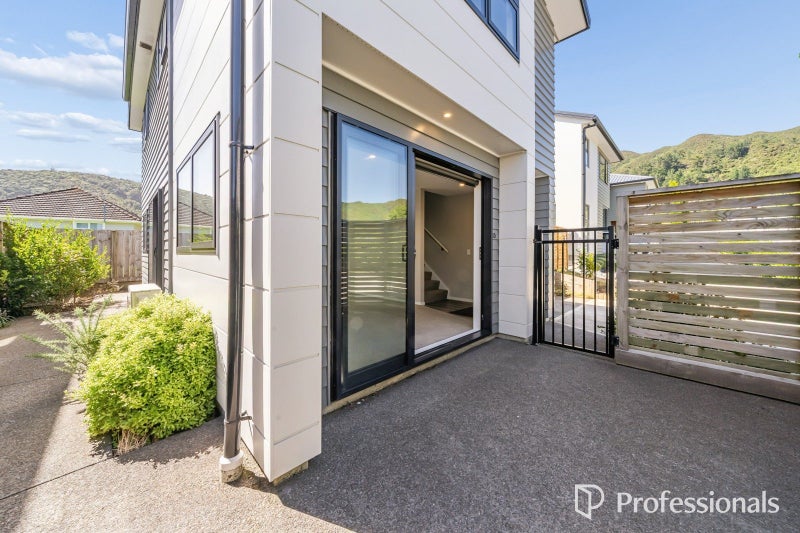 83D Seddon Street, Naenae, Lower Hutt, Wellington - Carousel 2