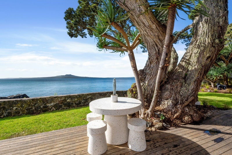 2/259 Hurstmere Road, Takapuna, Auckland - Carousel 2