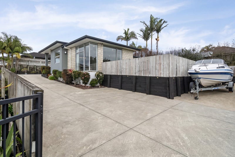 12 Fleur Place, Te Puke, Western Bay Of Plenty, Bay Of Plenty - Carousel 2