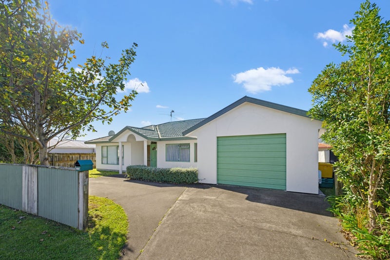 289B Te Moana Road, Waikanae - Carousel 1