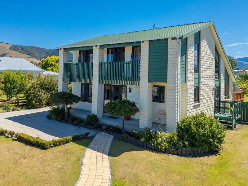 34 Opie Street, Waimate, Waimate - Carousel 1