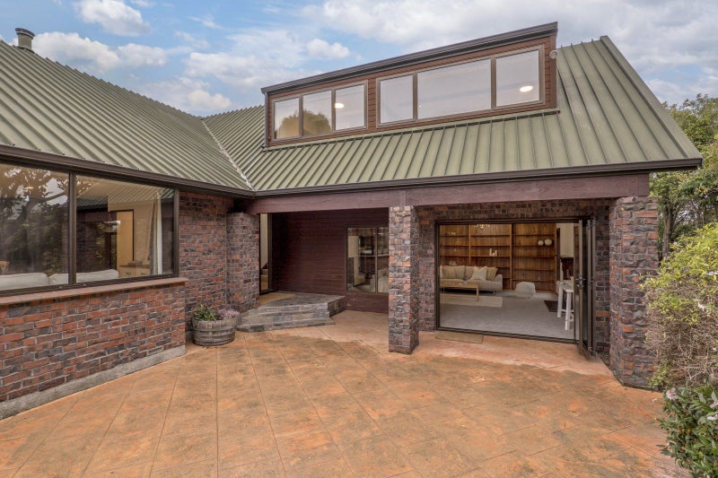 86A Memorial Avenue, Ilam, Christchurch - Carousel 2