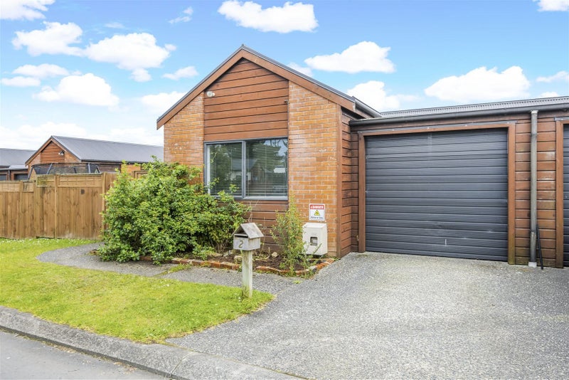 2/167 Whitney Street, Blockhouse Bay, Auckland - Carousel 1