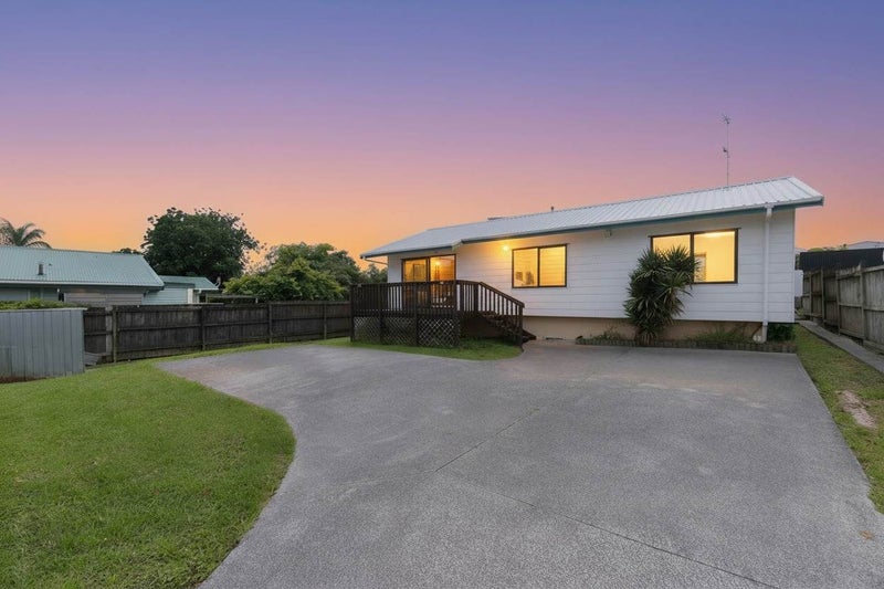 1/56 Connell Street, Blockhouse Bay, Auckland - Carousel 2