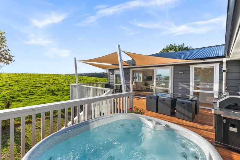 27A Montgomery Avenue, Onerahi, Whangarei - Carousel 1